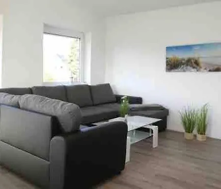 Moderne Mit Balkon, Kueche, Garten Smart-tv Apartment Emden