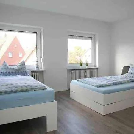 Apartment Moderne Mit Balkon, Kueche, Garten Smart-tv *